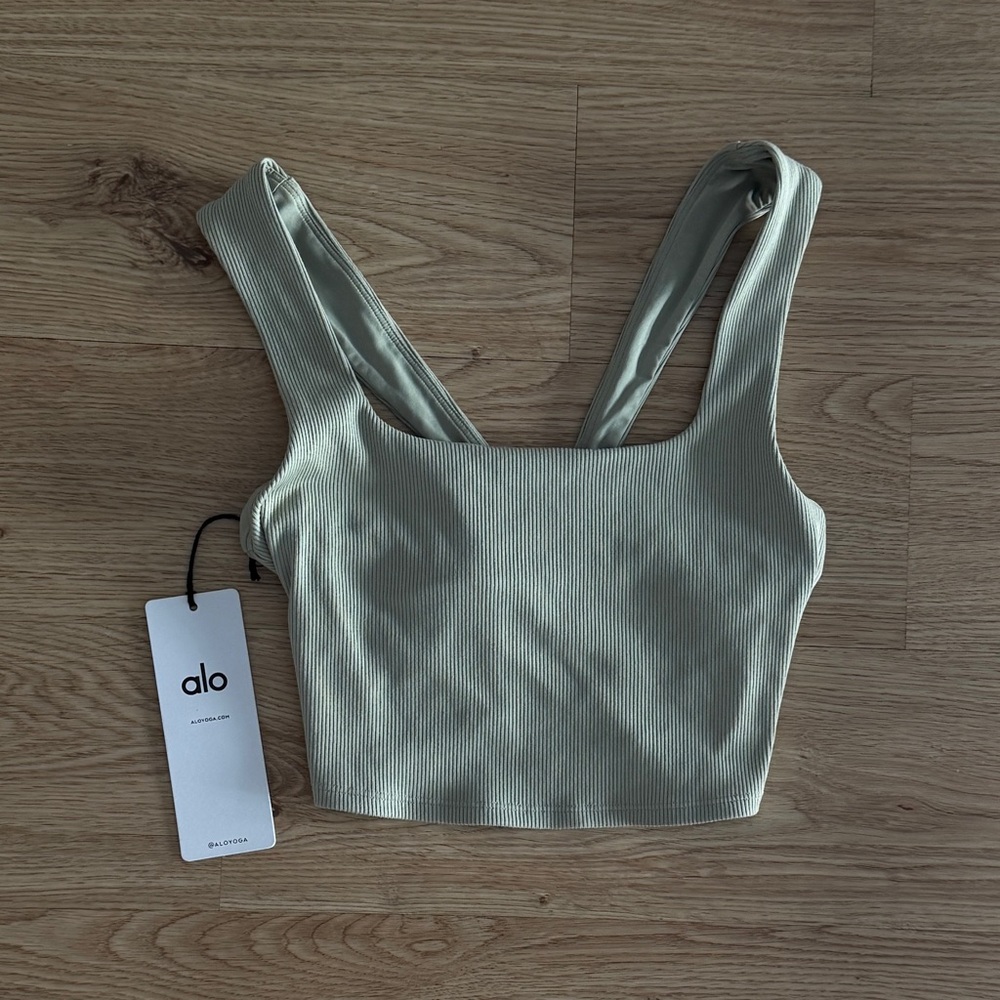 ALO Yoga Limestone Green Crop Top
